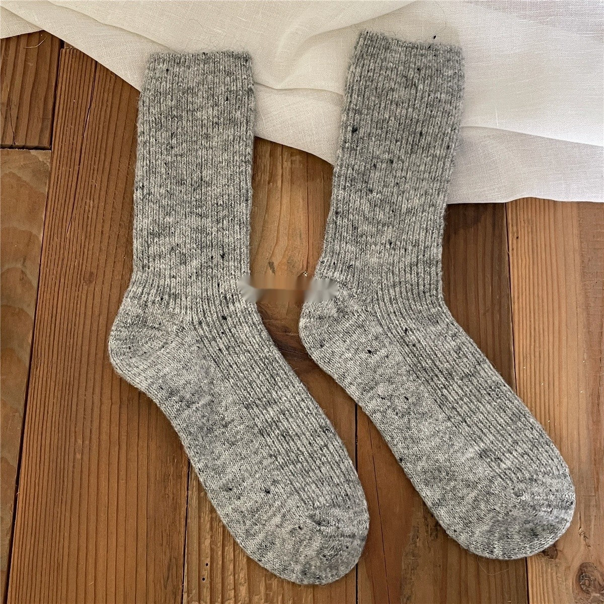 marlowe-wool-mid-calf-socks-10_a3ed3529-94a4-4255-967b-1bf72f319921.jpg