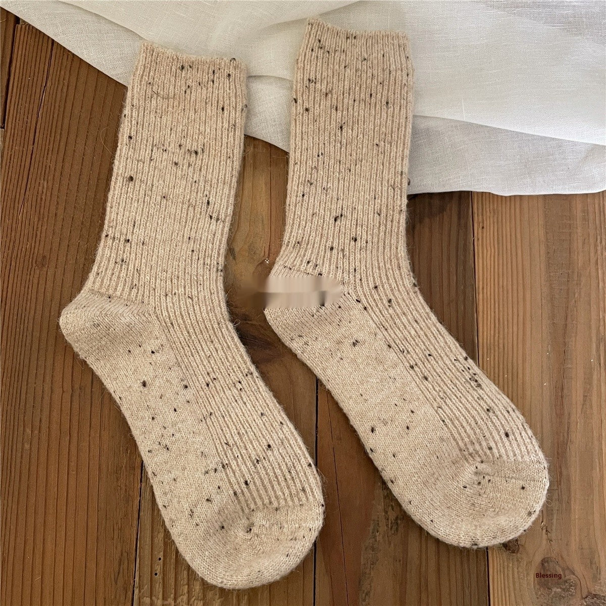 marlowe-wool-mid-calf-socks-5_961223e0-6935-43a2-a61c-1be88b993231.jpg