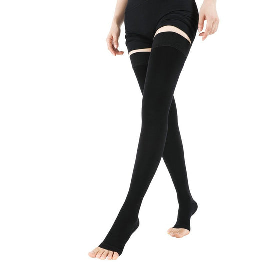 vitalis-compression-stockings-1_6f18d368-e656-4746-af49-9749887c66e3.jpg
